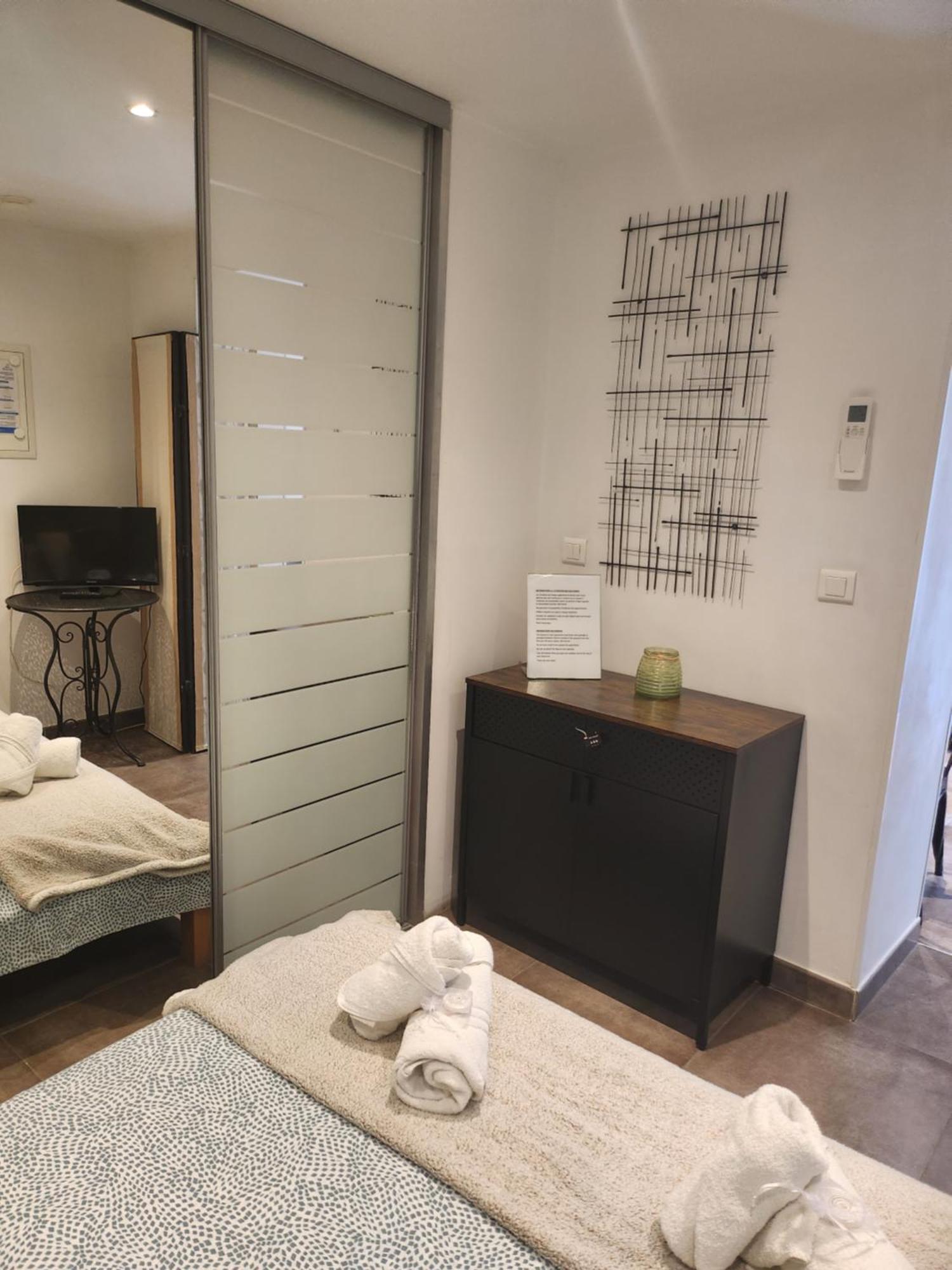 Le Mas D'Angeline, Vue Mer, Jardin Commun, Parking, Voiture Requise, 10 Min En Voiture De Monaco, Route Etroite, Pente Raide, Croisement Limite, Sea View, Shared Garden, Parking, Car Required, 10 Min Drive From Monaco, Narrow Steep Road, Limited Pass 보솔레이 외부 사진